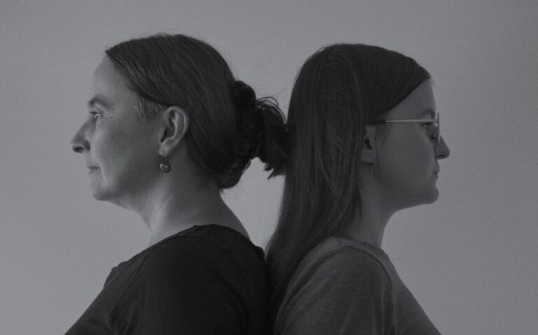 Echo, reż. Emi Buchwald